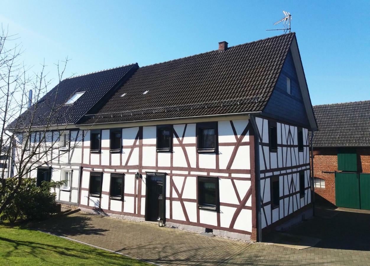Graefrath Gaestehaus Neunkirchen-Seelscheid Neunkirchen  Esterno foto